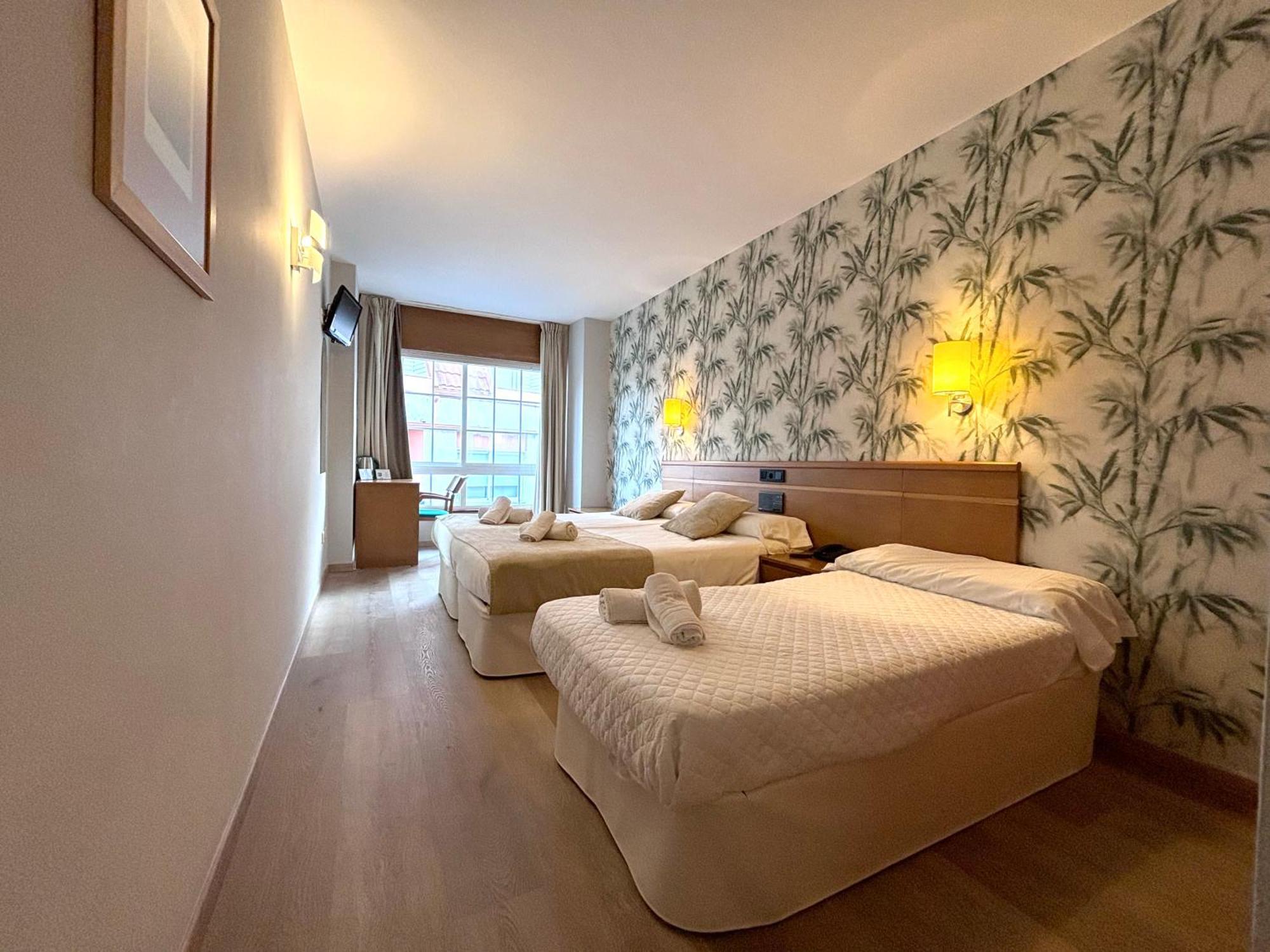 Hotel Atalaya I Portonovo Buitenkant foto