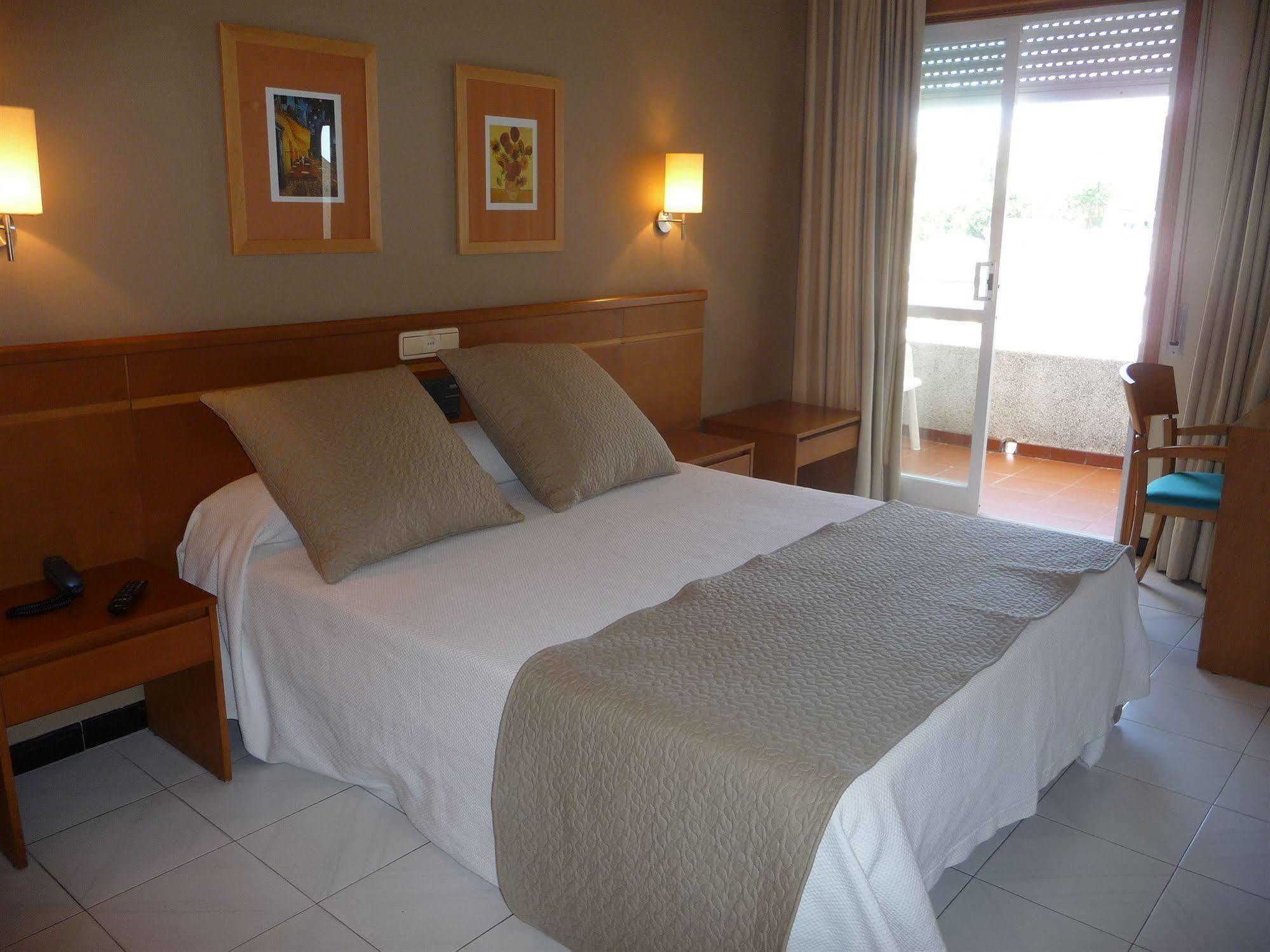 Hotel Atalaya I Portonovo Buitenkant foto